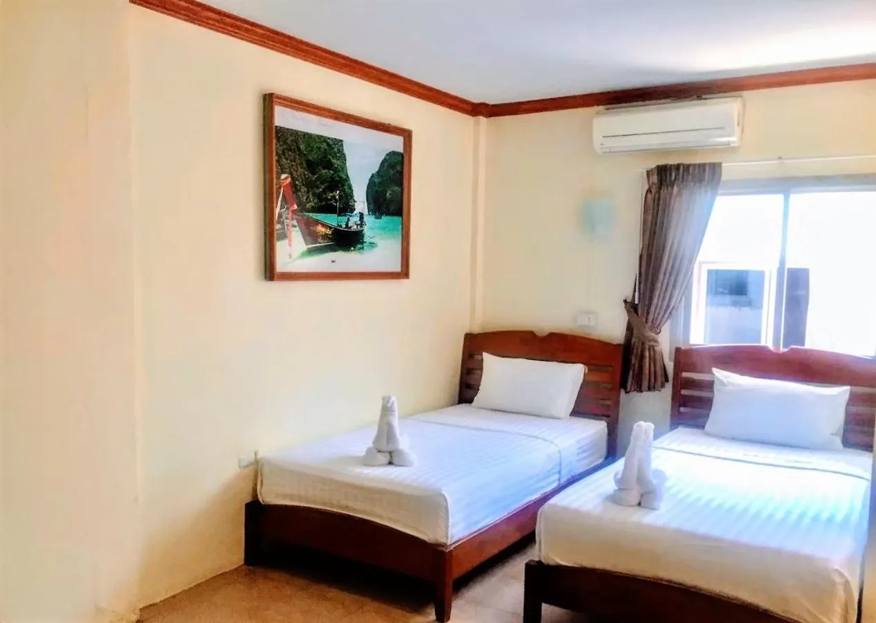 Golden Bee Phiphi Hotel